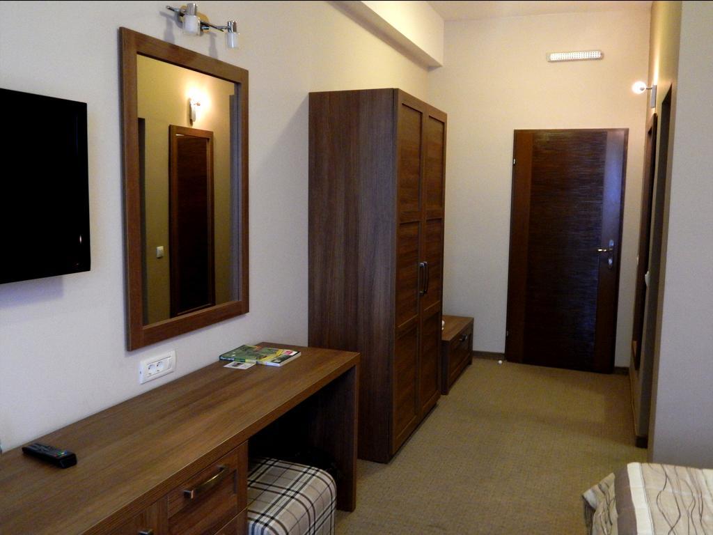 Hotel Emka Tetovo Szoba fotó