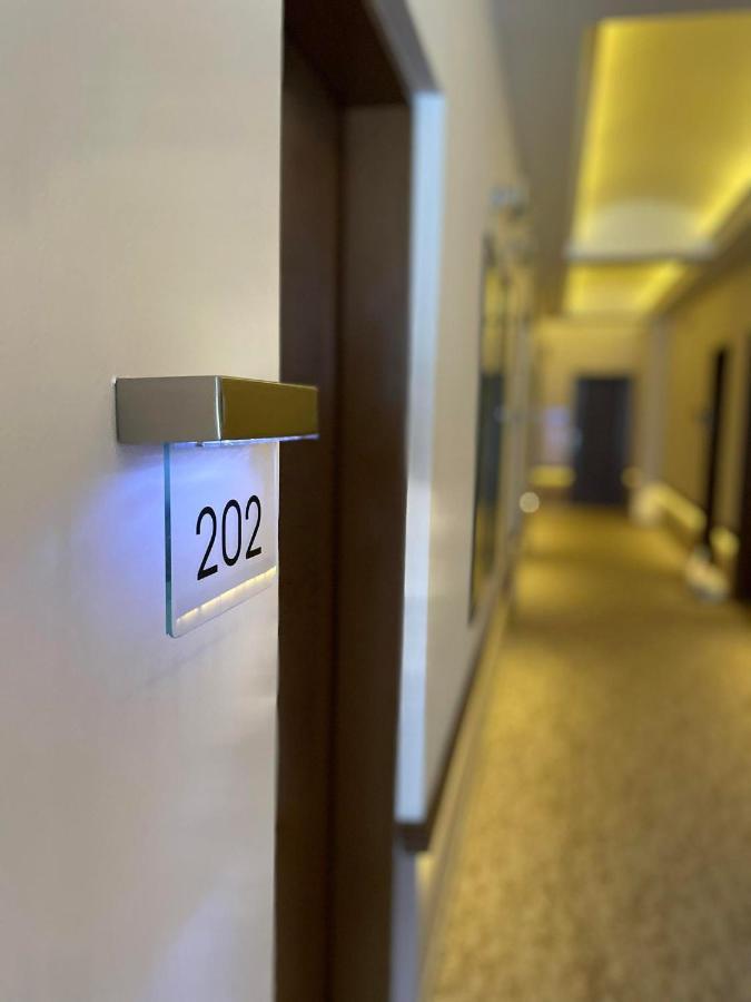 Hotel Emka Tetovo Kültér fotó