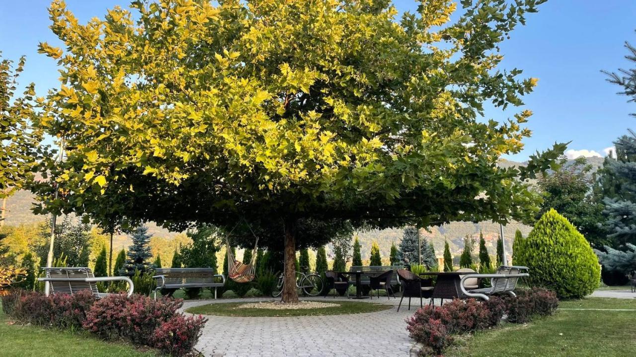 Hotel Emka Tetovo Kültér fotó