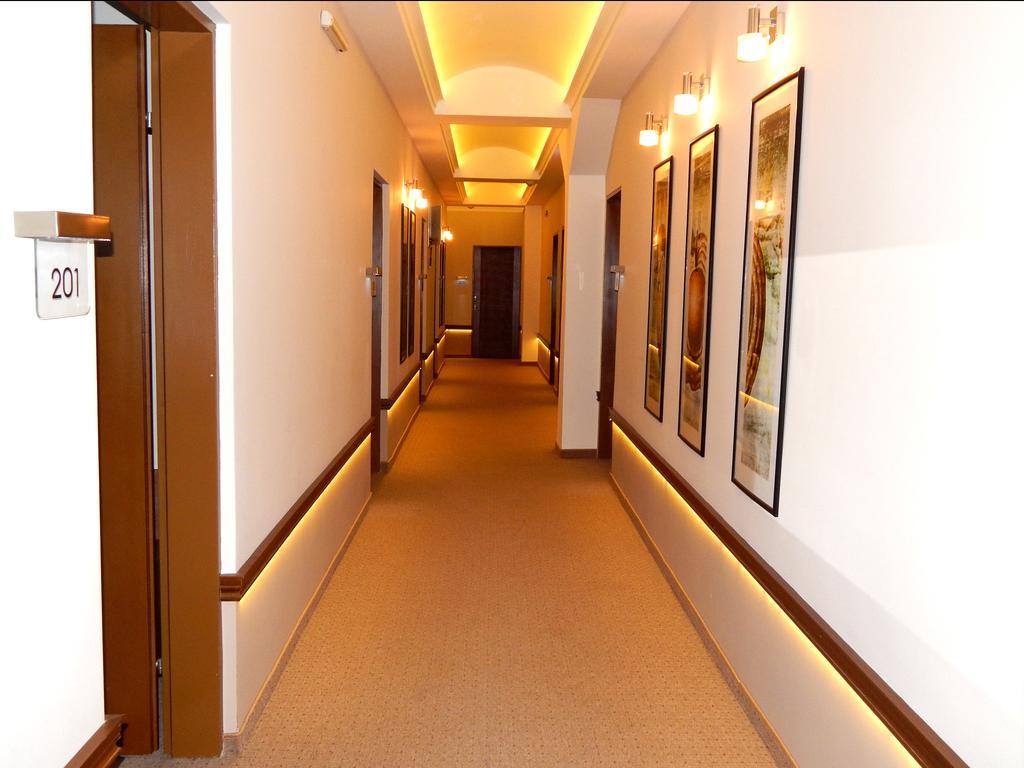 Hotel Emka Tetovo Kültér fotó